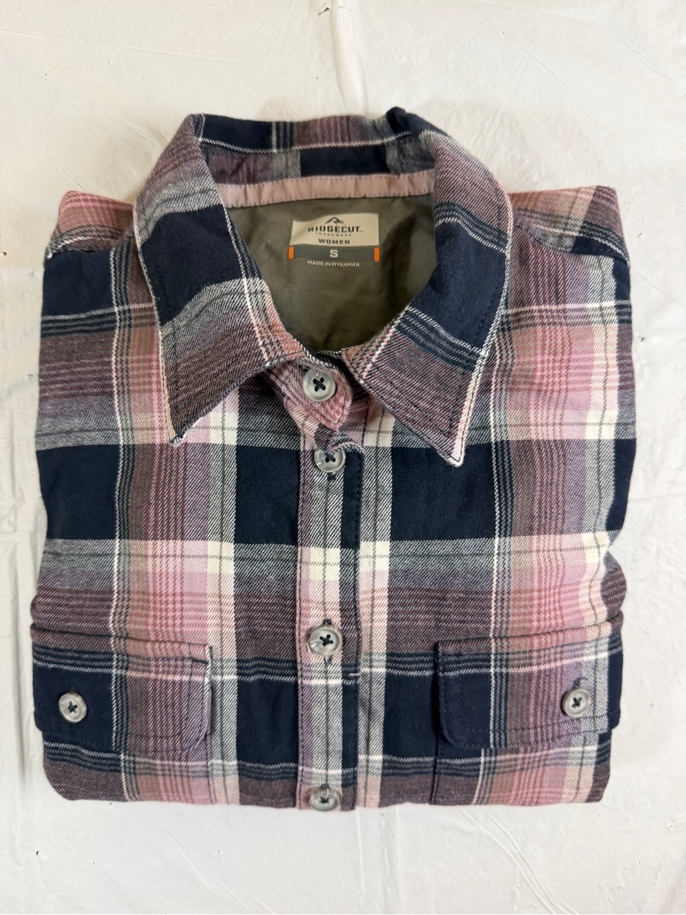 Ridgeline Women's Navy & Pink Plaid Button-Down‎ Shirt
